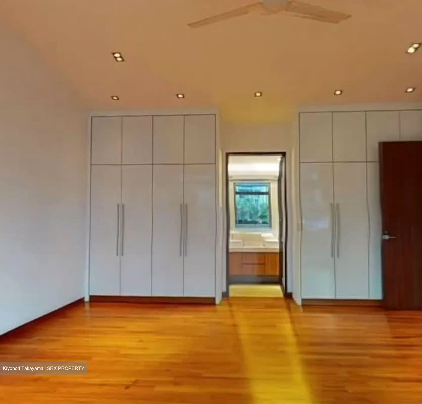 One Tree Hill Collection (D10), Detached #600948131